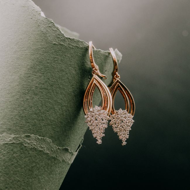 Серьги золотые с фианитами